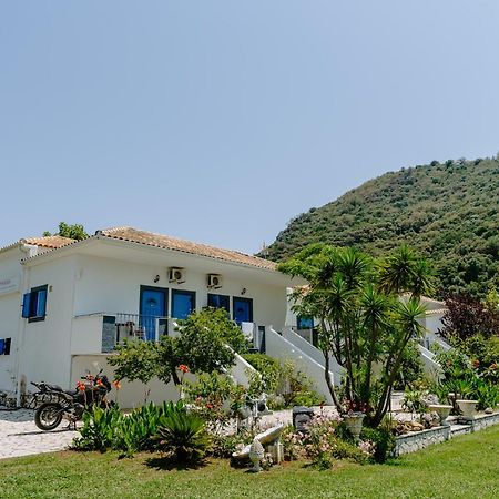Villa Marina Perdhika Exteriör bild