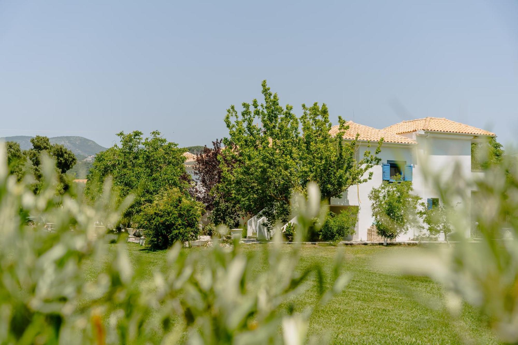 Villa Marina Perdhika Exteriör bild