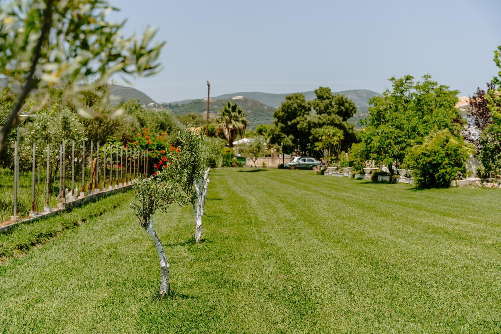Villa Marina Perdhika Exteriör bild