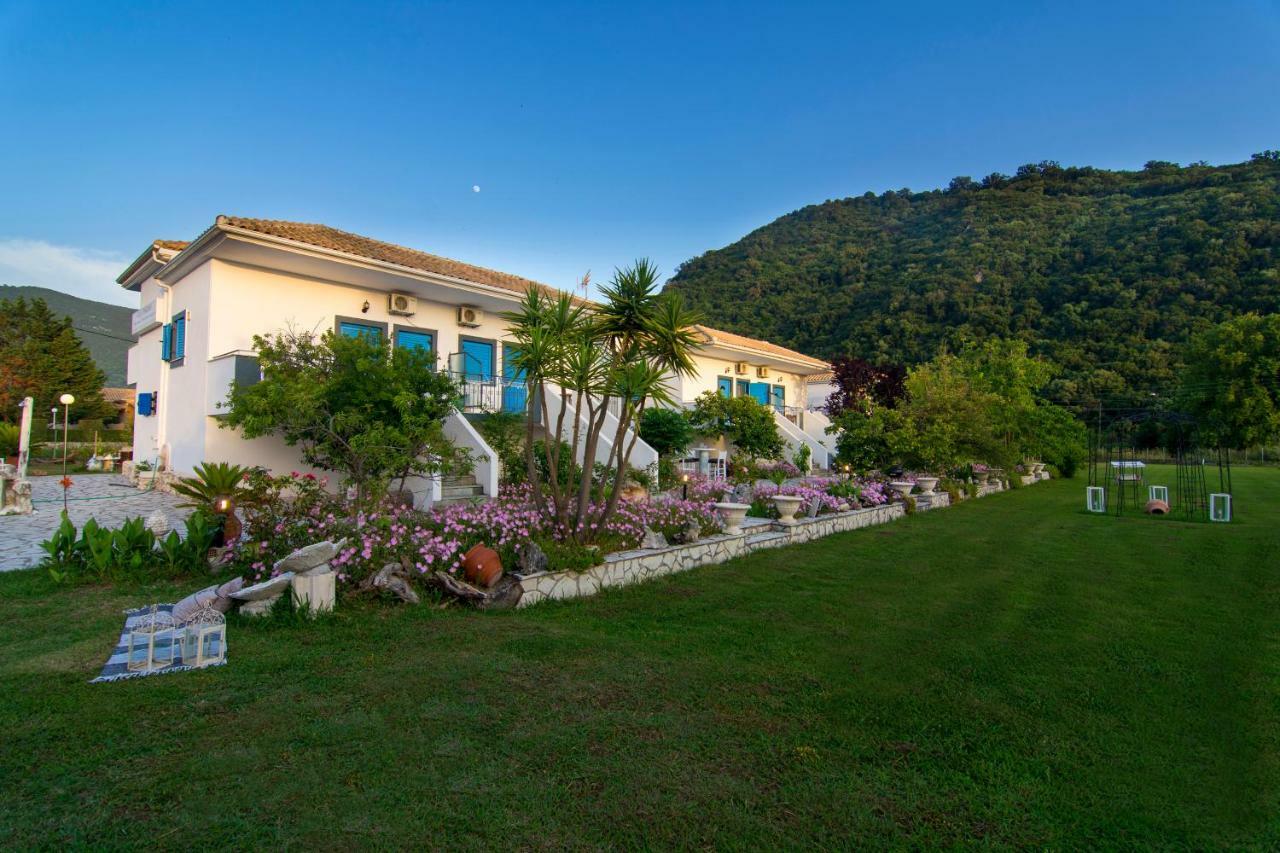 Villa Marina Perdhika Exteriör bild